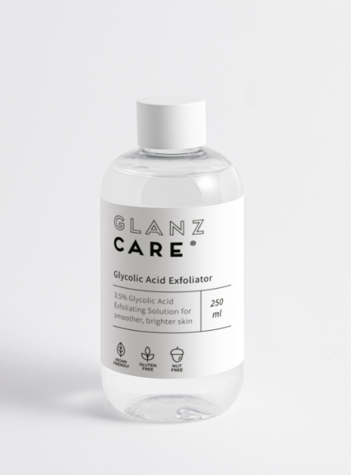 Exfoliante de Ácido Glicólico 3.5% en botella, para piel suave y luminosa.