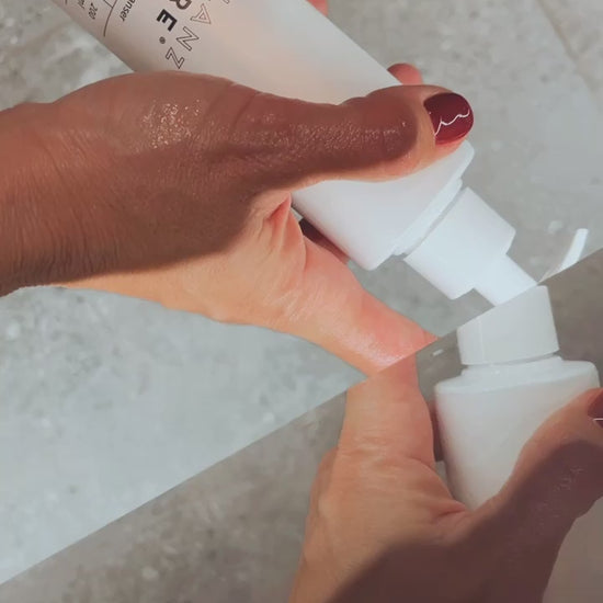 detalle del gel clarificante para la doble limpieza en costa rica 